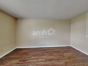 5635 Olive Branch Way in Indianapolis, IN - Building Photo - Building Photo