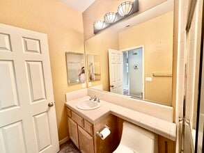 4030 Bouquet Park Ln in San Jose, CA - Building Photo - Building Photo