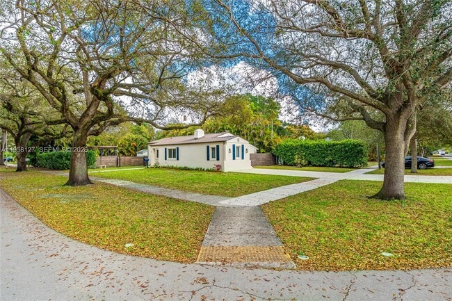 property at 295 De Leon Dr