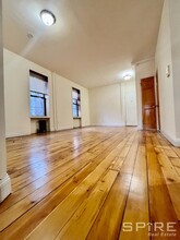 501 W 47th St in New York, NY - Building Photo - Building Photo