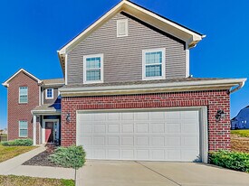 808 Capricorn Dr in Franklin, IN - Building Photo