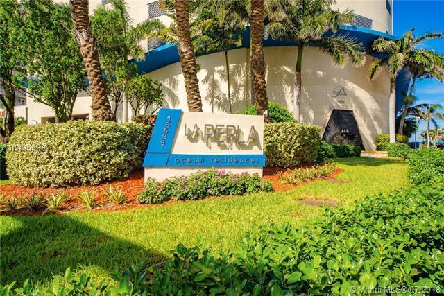 16699 Collins Ave in Sunny Isles Beach, FL - Building Photo