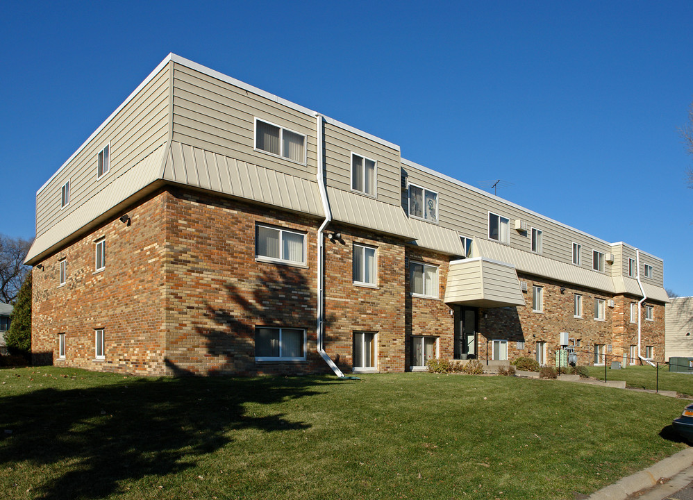 Newport Ponds in Newport, MN - Building Photo