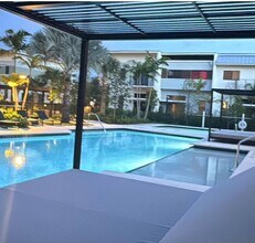4400 Sunrise Blvd in Plantation, FL - Building Photo - Building Photo