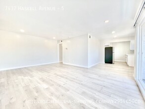 7437 Haskell Ave in Los Angeles, CA - Building Photo - Building Photo