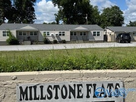 2714 7th Ave SW in Huntsville, AL - Building Photo