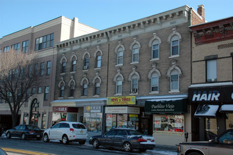 682 Broadway in Bayonne, NJ - Building Photo - Building Photo