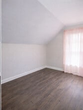 79 Vine St, Unit Unit 2 in East Providence, RI - Building Photo - Building Photo