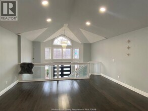 2665 Preston Ct in Windsor, ON - Building Photo - Building Photo