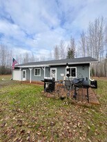 4456 Moose Creek Ave in North Pole, AK - Building Photo