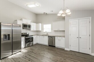 3093 Counselors Dr in Monroe, NC - Building Photo - Building Photo