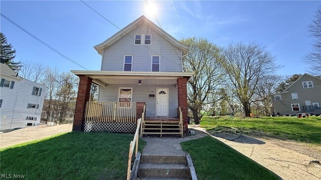 1432 League St in Akron, OH - Building Photo - Building Photo