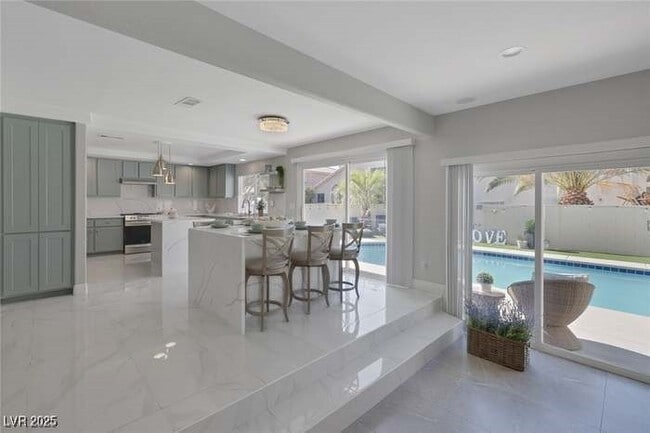 property at 442 Staghorn Pass Ave