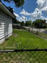 1560 Nash St in Garland, TX - Building Photo - Building Photo