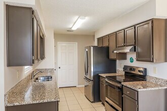 3257 Fox Squirrel Dr in Orange Park, FL - Foto de edificio - Building Photo