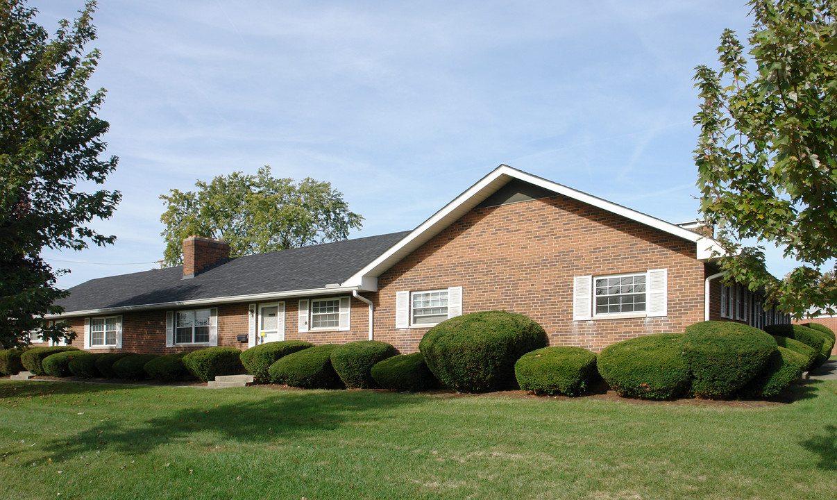 3289-3295 Tremont Rd in Columbus, OH - Building Photo