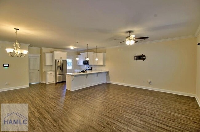 455 Bluff Rd in Jesup, GA - Foto de edificio - Building Photo