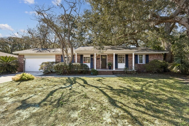 property at 2614 Gregor McGregor Blvd