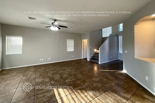 1421 S 123rd Dr in Avondale, AZ - Foto de edificio - Building Photo