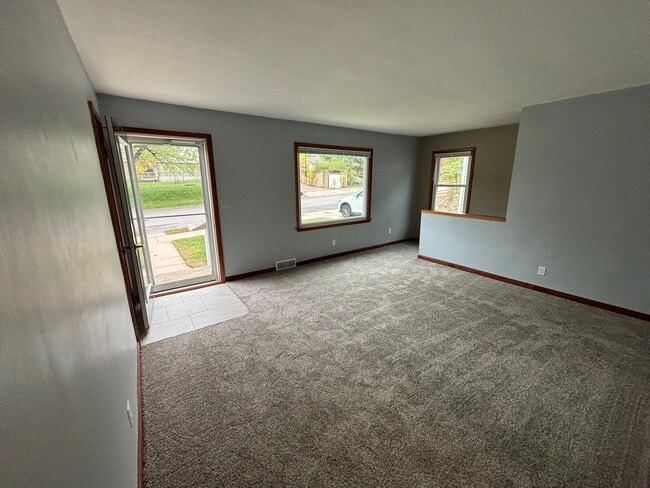 817 5th St S, Unit 817 S 5th in New Ulm, MN - Building Photo - Building Photo