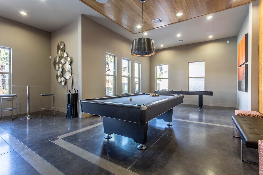 The Bend at Crescent Pointe in College Station, TX - Building Photo