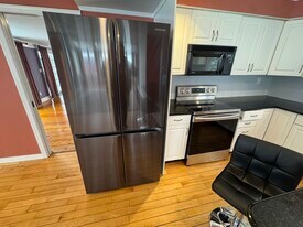 23 Mill Creek Rd in Stony Brook, NY - Building Photo