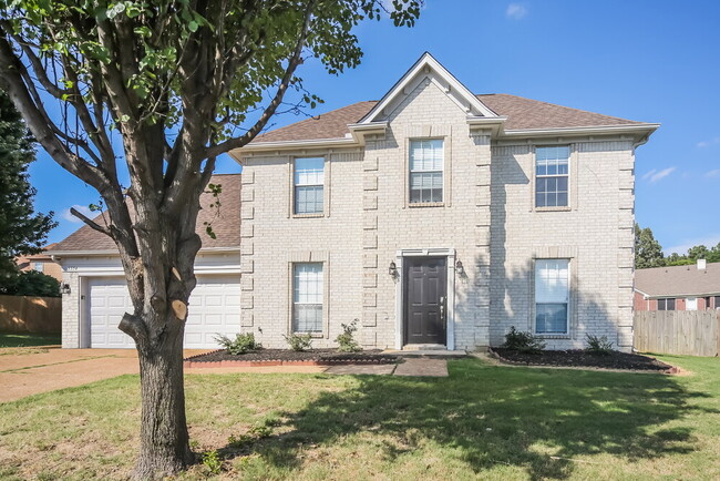 property at 5554 Lakefront Dr