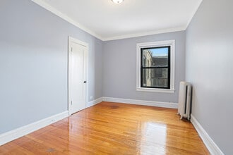 7255-7257 S Calumet Ave in Chicago, IL - Foto de edificio - Building Photo