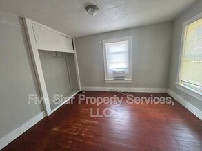 107 S Livingston St in Springfield, IL - Building Photo - Building Photo