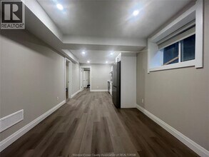 917 McKay Ave in Windsor, ON - Building Photo - Building Photo