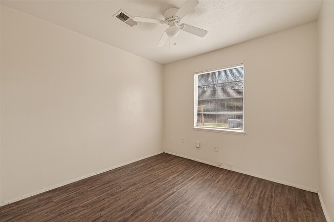 property at 4307 Holloway Dr