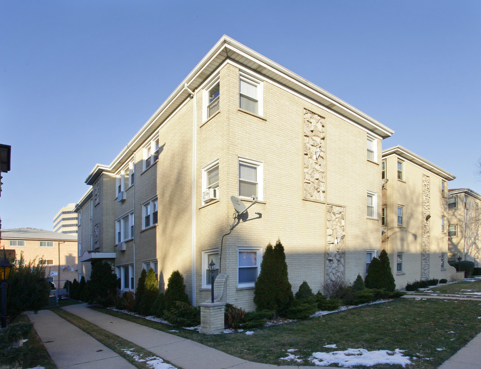 8436 W Gregory St in Chicago, IL - Building Photo