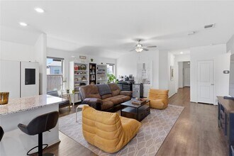 7409 Spring Ray Dr in Austin, TX - Building Photo - Building Photo