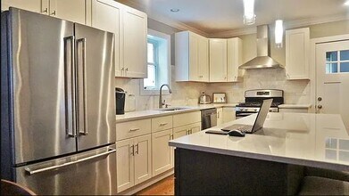 3727 N Christiana Ave, Unit 1 in Chicago, IL - Building Photo - Building Photo