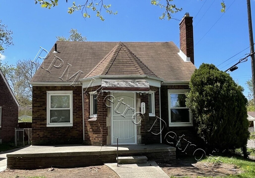17605 Stansbury Ave in Detroit, MI - Building Photo
