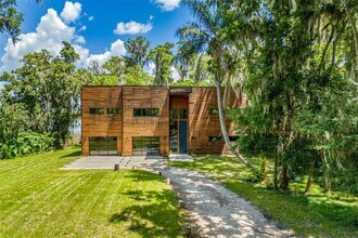 3807 S Semoran Blvd in Orlando, FL - Building Photo - Building Photo