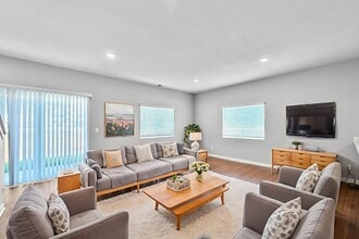 Sagebrook in La Vista, NE - Foto de edificio - Building Photo