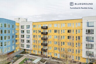 15301 NE Turing St in Redmond, WA - Building Photo - Building Photo