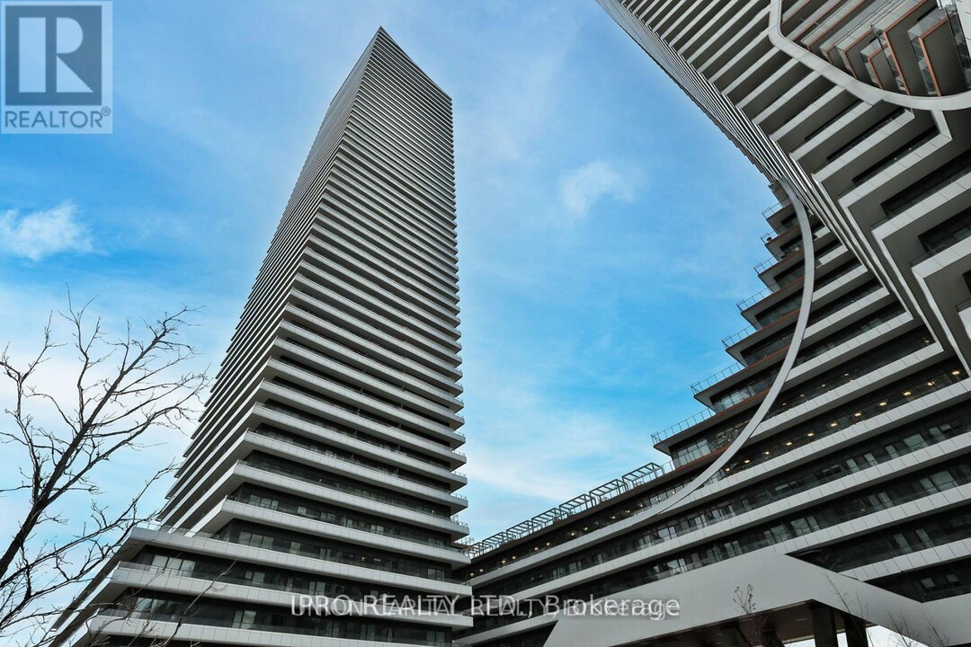 20-420 Shore Breeze Dr in Toronto, ON - Building Photo