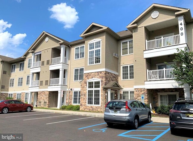 property at 435 Highland Ests