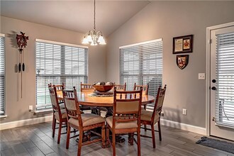 520 Arkansas Black in Bentonville, AR - Building Photo - Building Photo