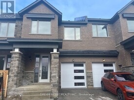 8 Brofarm Ln in Whitchurch-Stouffville, ON - Building Photo