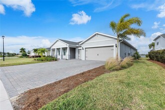 42379 Edgewater Dr in Punta Gorda, FL - Building Photo - Building Photo