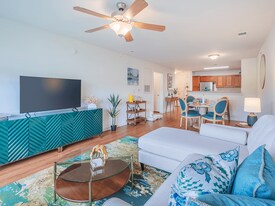 Parcstone Apartments in Fayetteville, NC - Building Photo