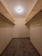 2665 N 93rd St in Omaha, NE - Building Photo - Building Photo