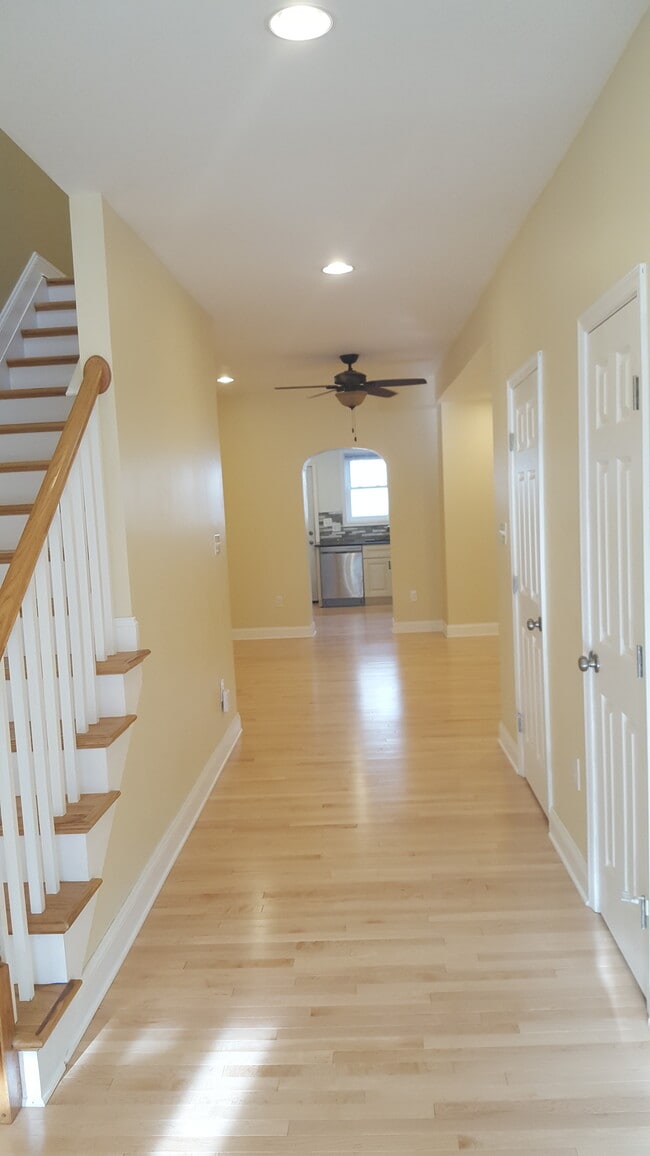 property at 721 S Ellwood Ave