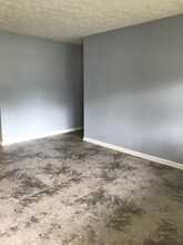 1943 Calhoun Ct in Indianapolis, IN - Building Photo - Building Photo