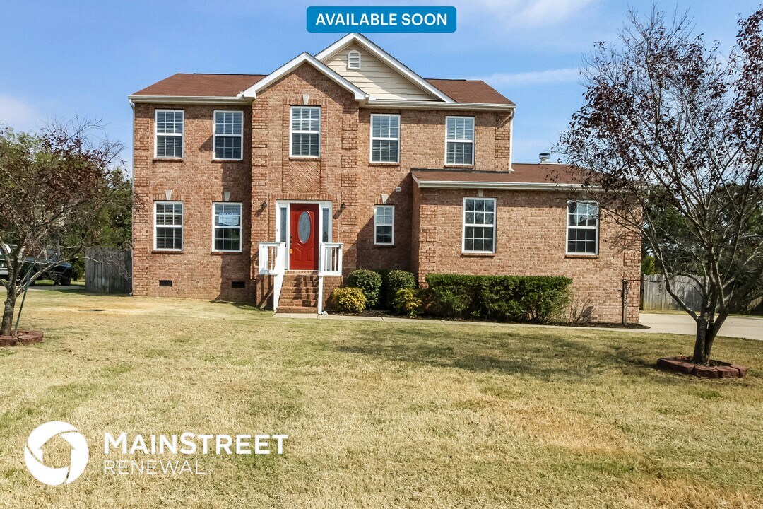 1129 Matheus Dr in Murfreesboro, TN - Building Photo