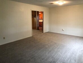 9465 US-67 in Cleburne, TX - Building Photo - Building Photo