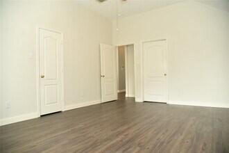 17238 Granberry Gate Dr in Tomball, TX - Foto de edificio - Building Photo
